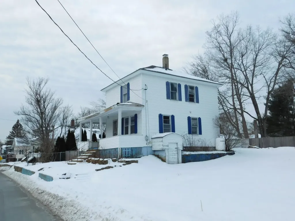 54 Grammar Street Sanford ME 04073