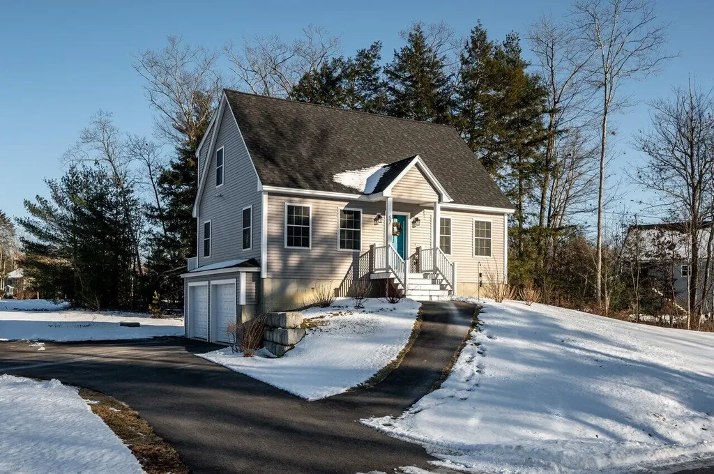 57 Dc Drive Eliot ME 03903