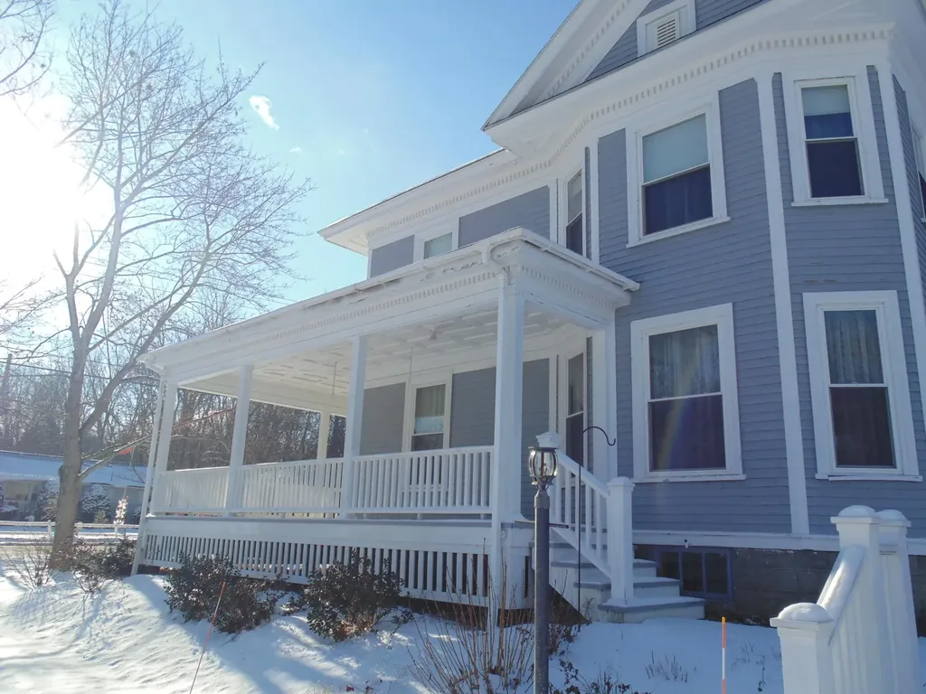 76 Kennebec Road Hampden ME 04444