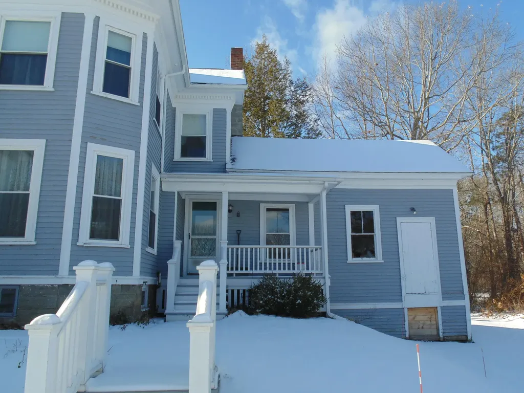 76 Kennebec Road Hampden ME 04444