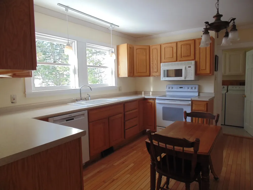 76 Kennebec Road Hampden ME 04444