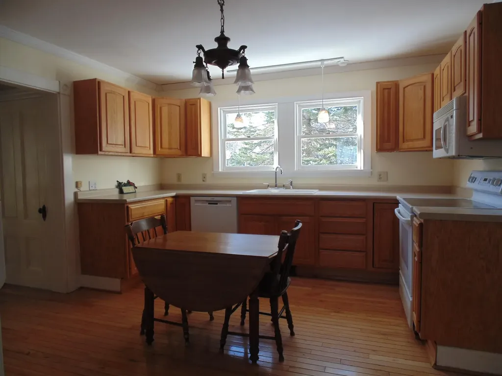 76 Kennebec Road Hampden ME 04444