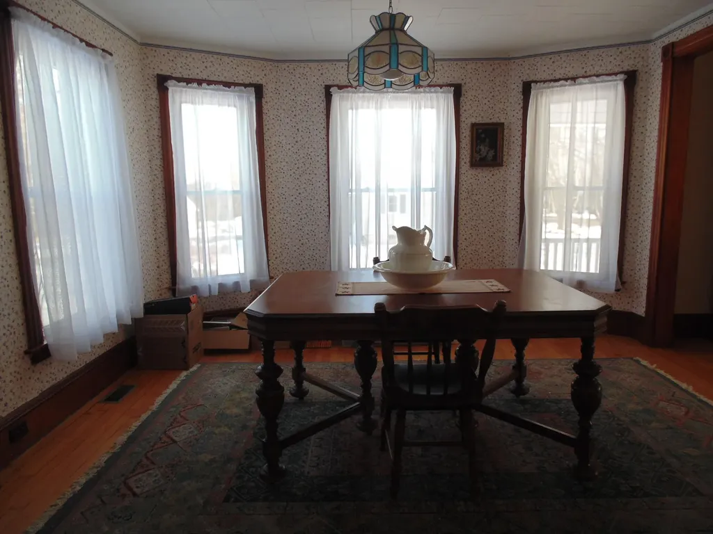 76 Kennebec Road Hampden ME 04444