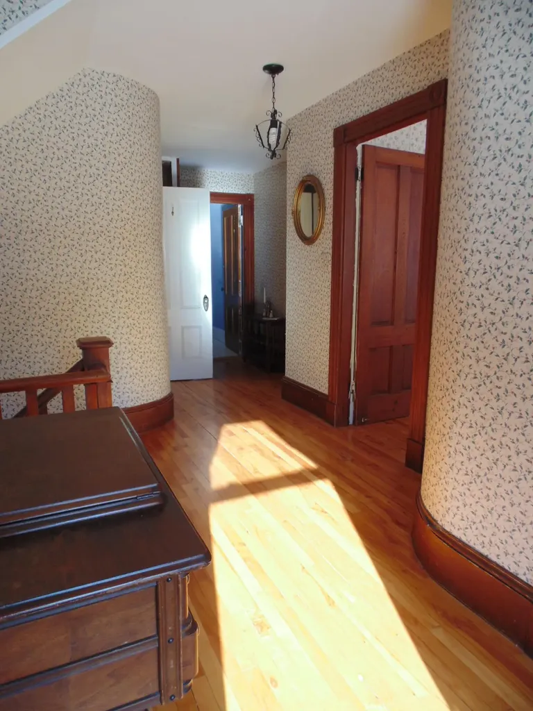 76 Kennebec Road Hampden ME 04444