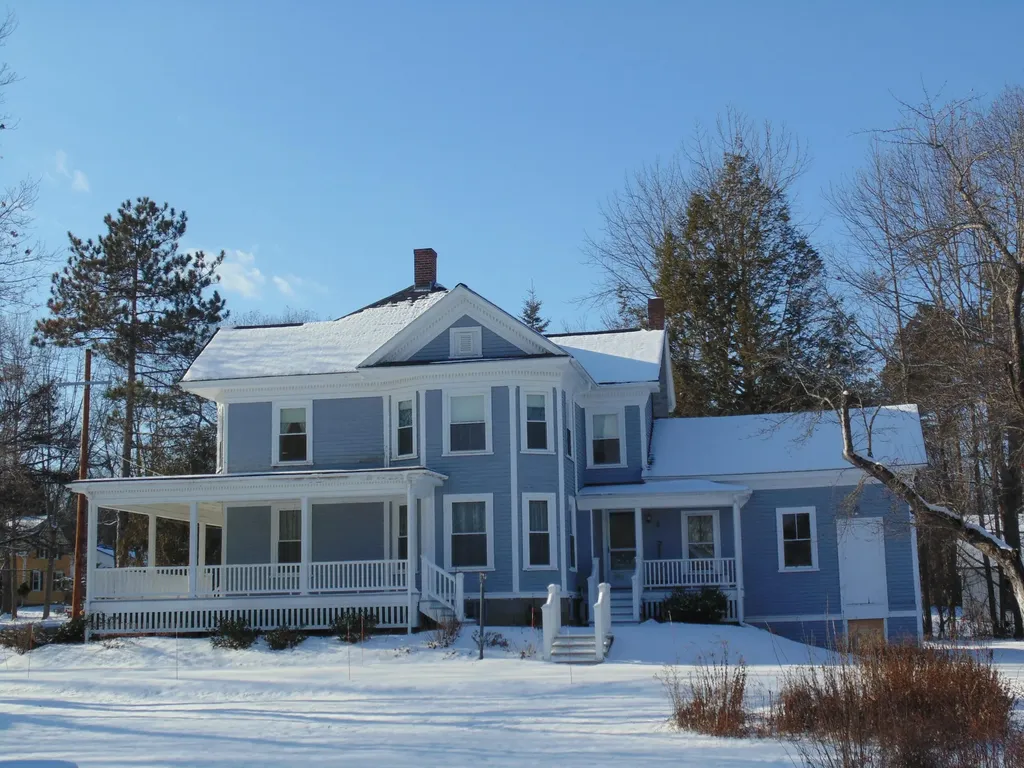 76 Kennebec Road Hampden ME 04444