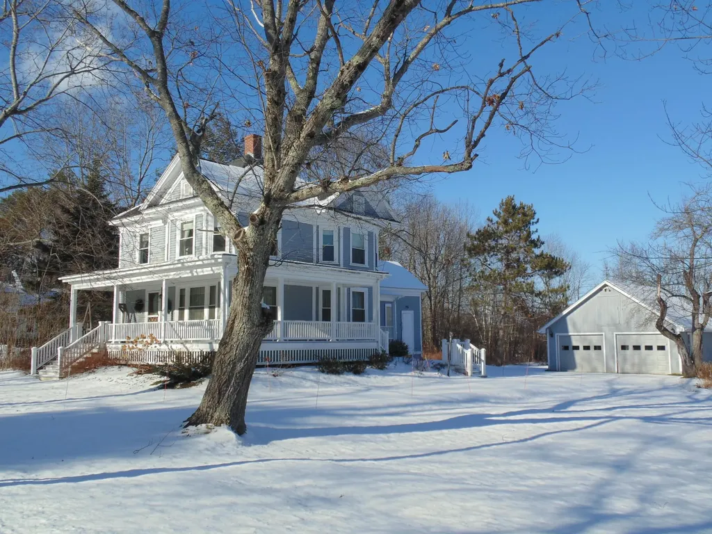 76 Kennebec Road Hampden ME 04444