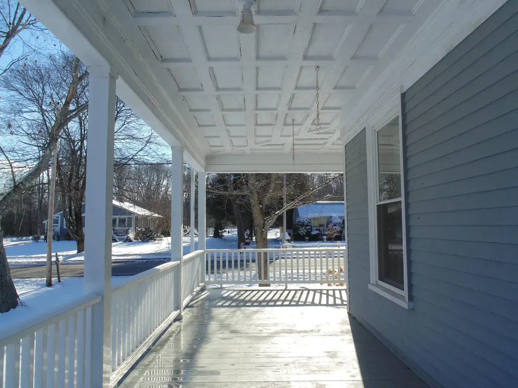 76 Kennebec Road Hampden ME 04444