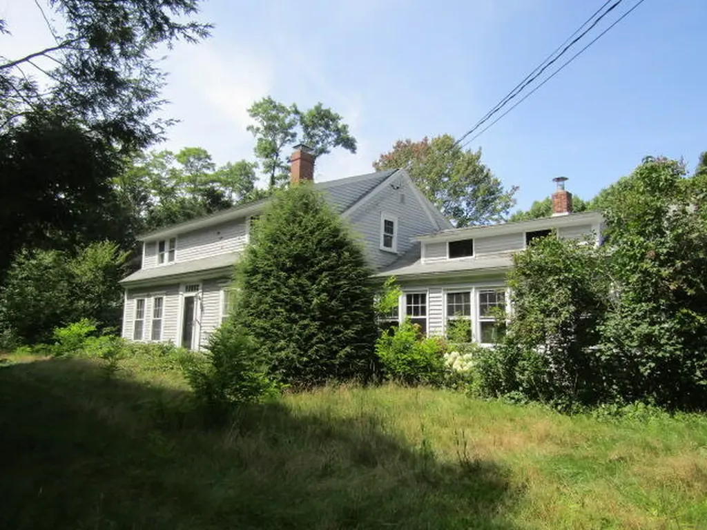 56 Hillside Road Brunswick ME 04011