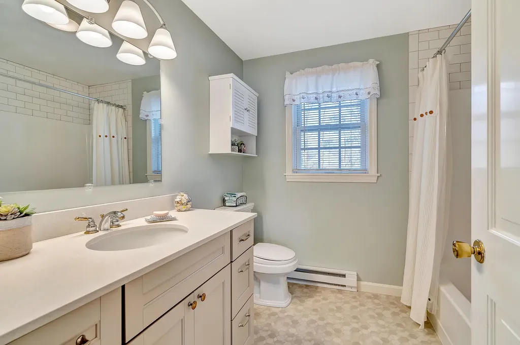 39 Melden Drive Brunswick ME 04011