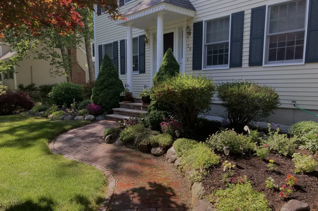 39 Melden Drive Brunswick ME 04011