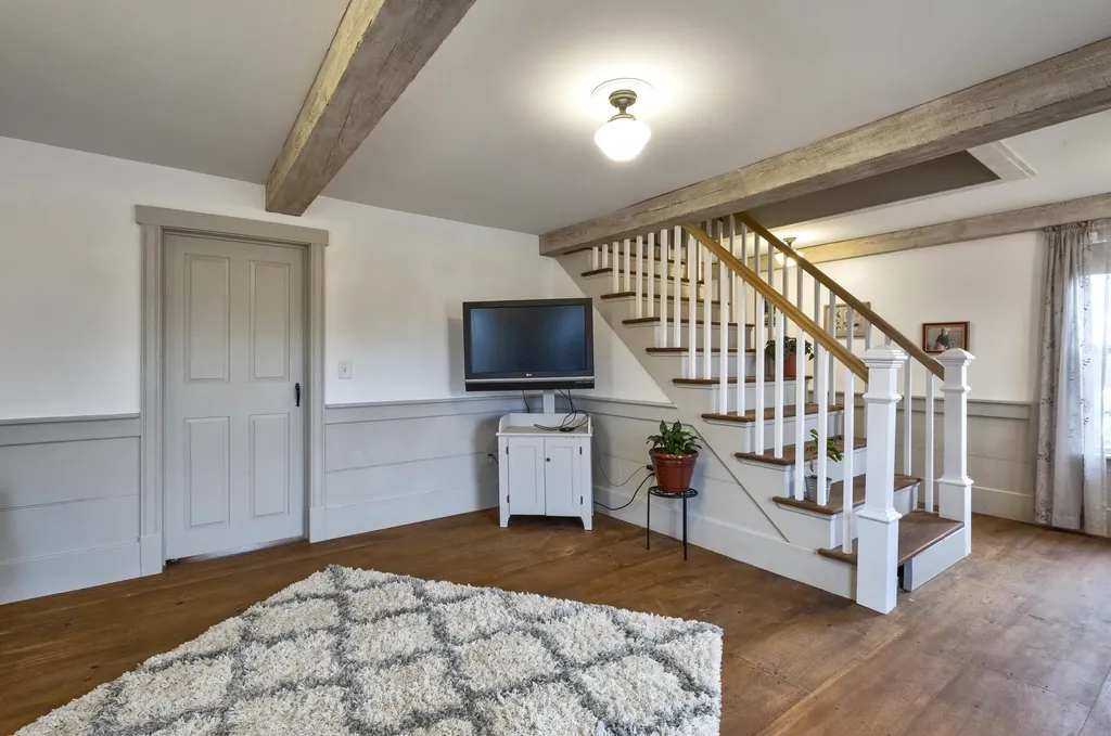 600 Manktown Road Waldoboro ME 04572