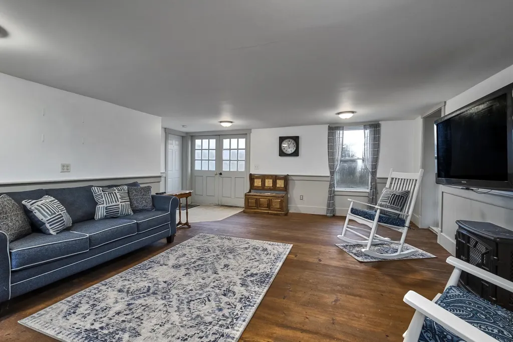 600 Manktown Road Waldoboro ME 04572