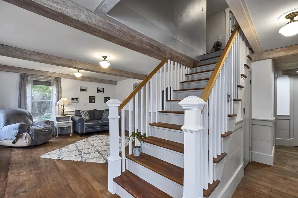 600 Manktown Road Waldoboro ME 04572
