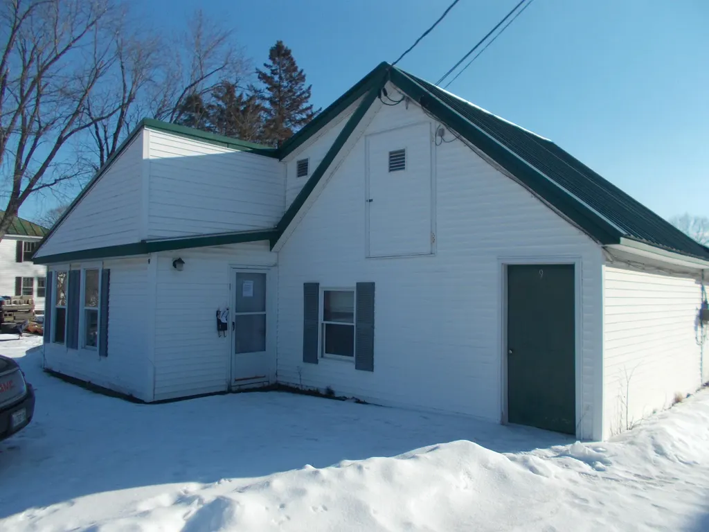 9 E Dyer Street Skowhegan ME 04976