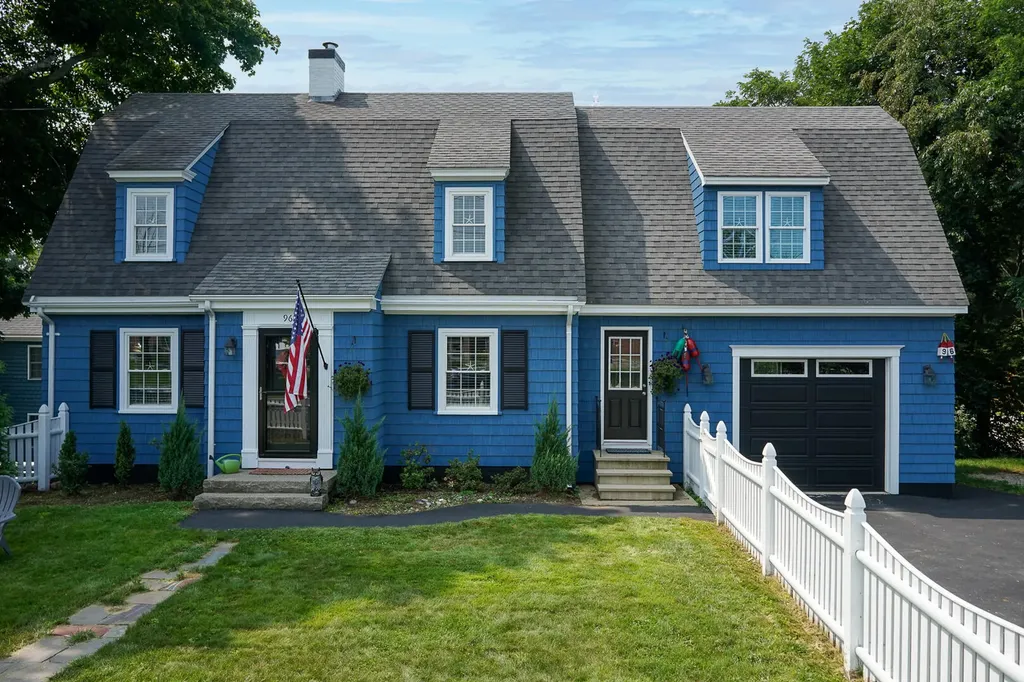 96 Fletcher Street Kennebunk ME 04043