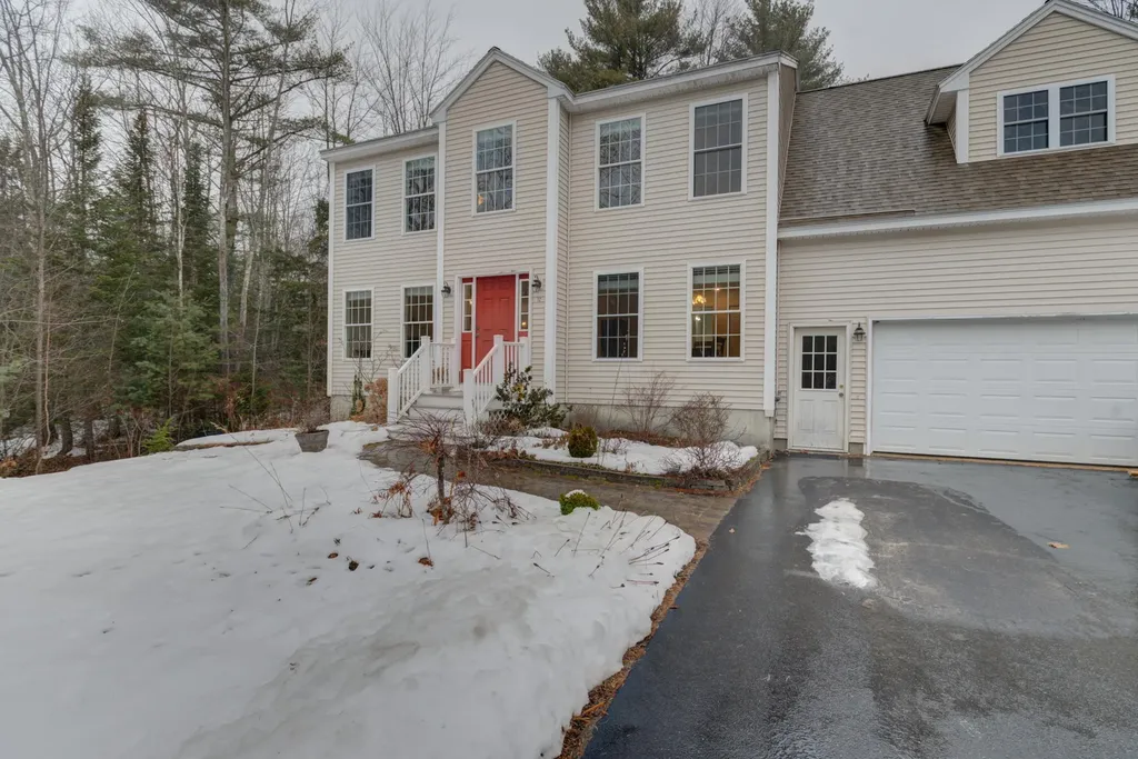 72 Mast Hill Road Saco ME 04072