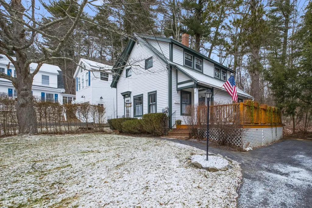 44 Harden Avenue Camden ME 04843