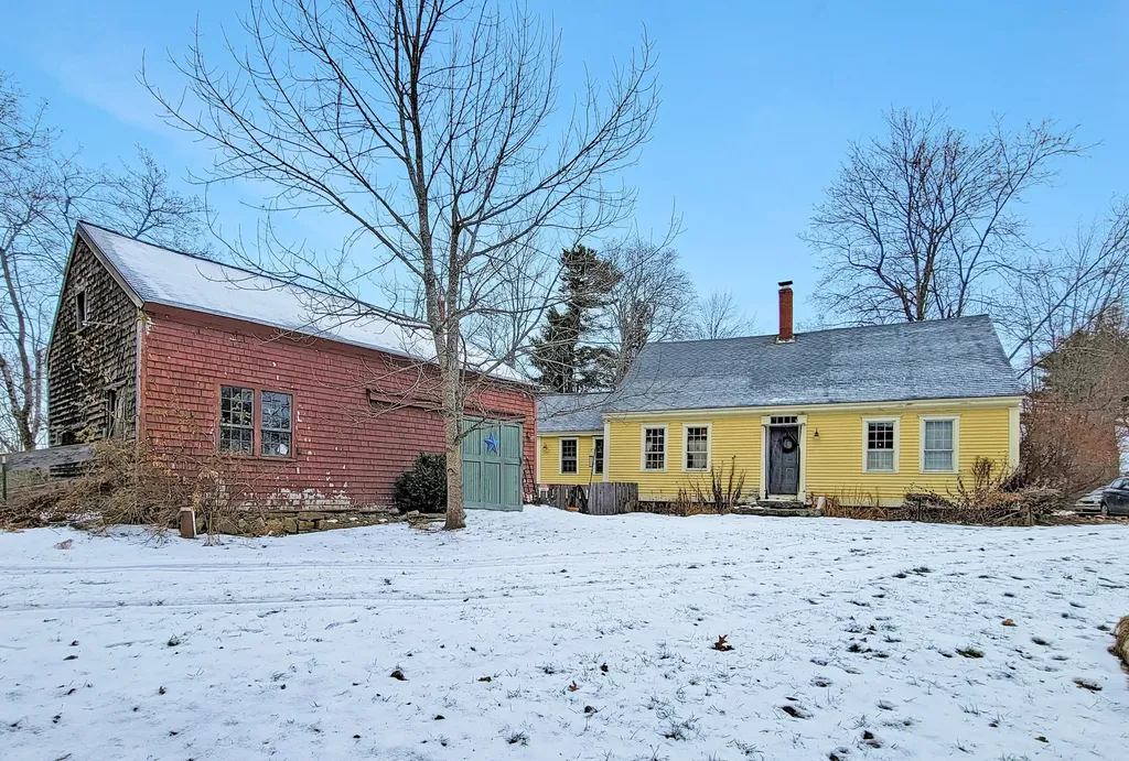 431 Townhouse Road Whitefield ME 04353