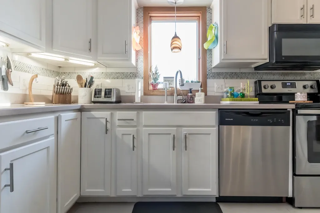 116 W Pleasant Street Westbrook ME 04092