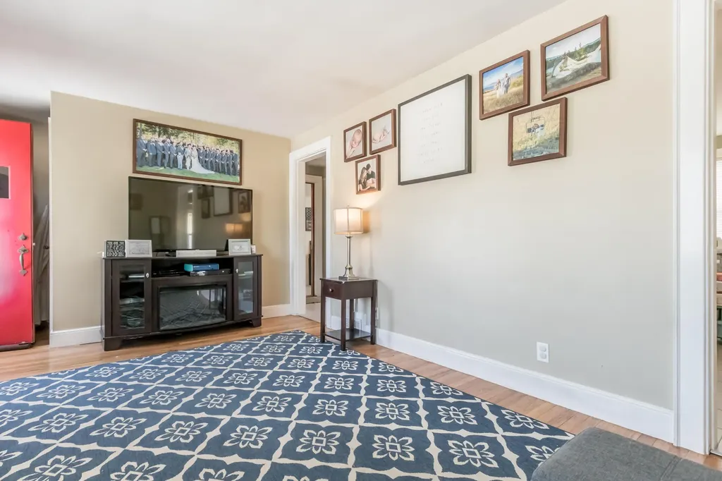 116 W Pleasant Street Westbrook ME 04092