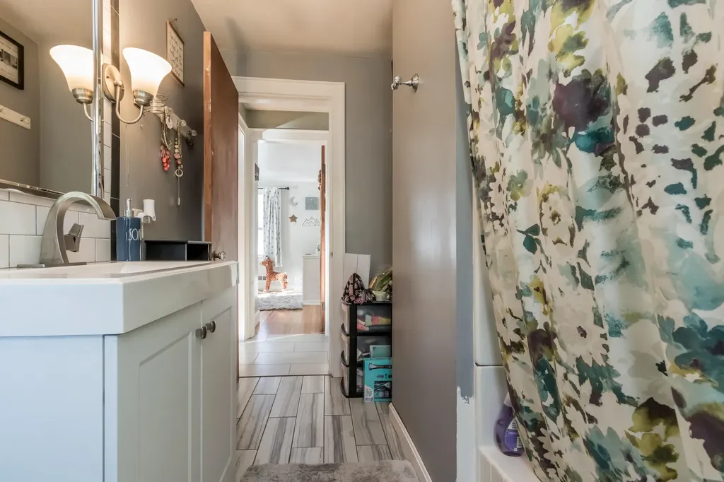 116 W Pleasant Street Westbrook ME 04092