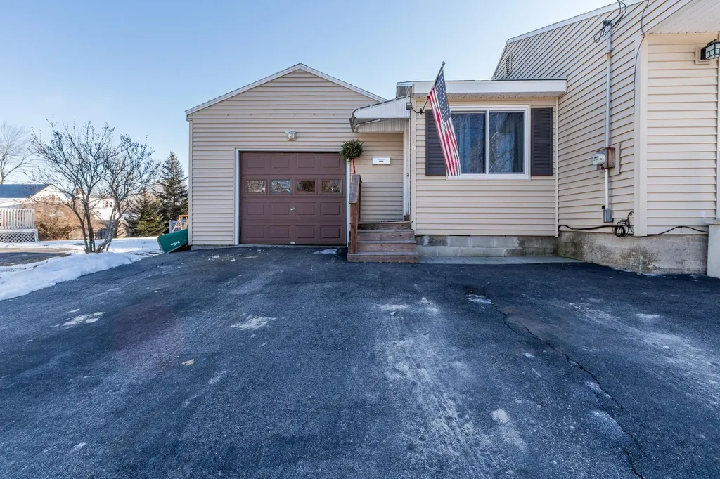 116 W Pleasant Street Westbrook ME 04092