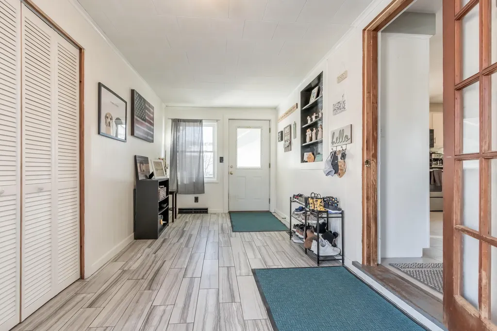 116 W Pleasant Street Westbrook ME 04092