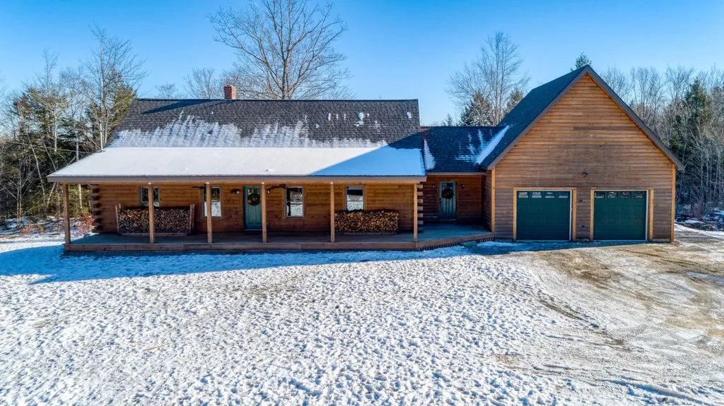 19 Anderson Trail Topsham ME 04086
