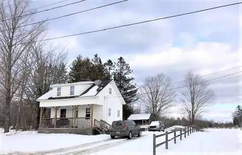 83 Fairview Avenue Dover-foxcroft ME 04426
