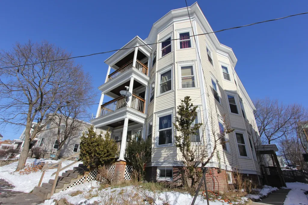 24-26 Howard Street Lewiston ME 04240