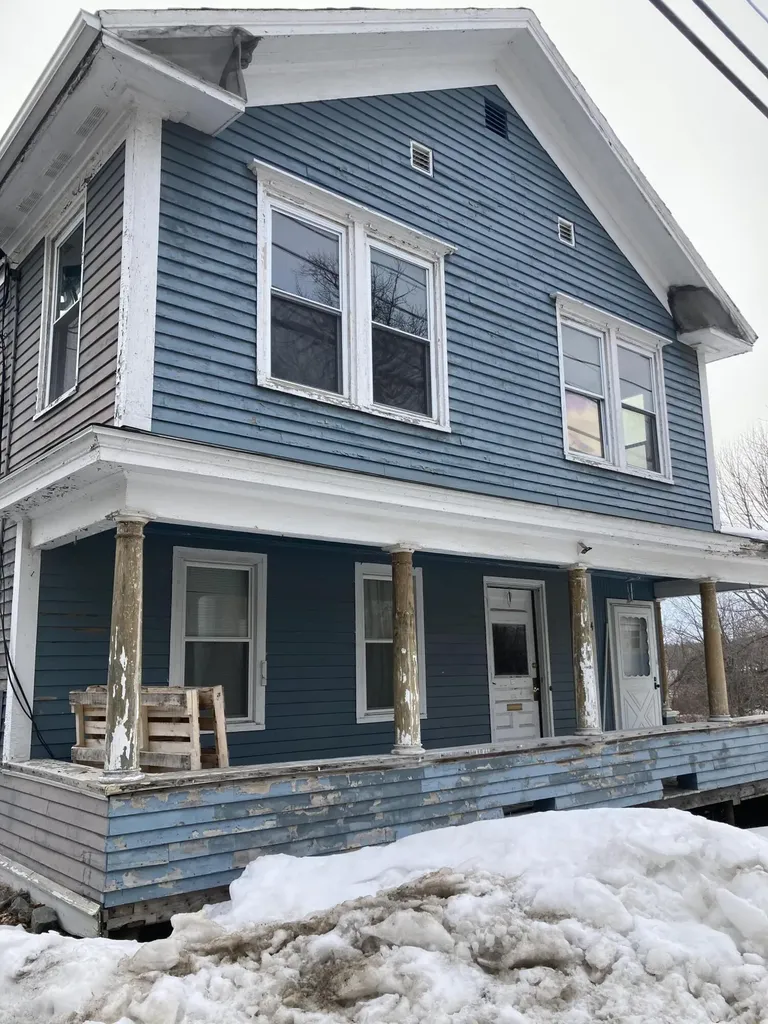 14 Patterson Street Augusta ME 04330