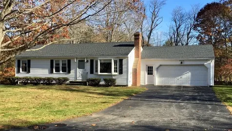 21 Ridgewood Circle Kennebunk ME 04043