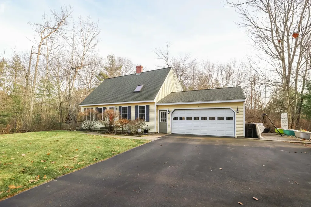 214 Old Post Road Arundel ME 04046