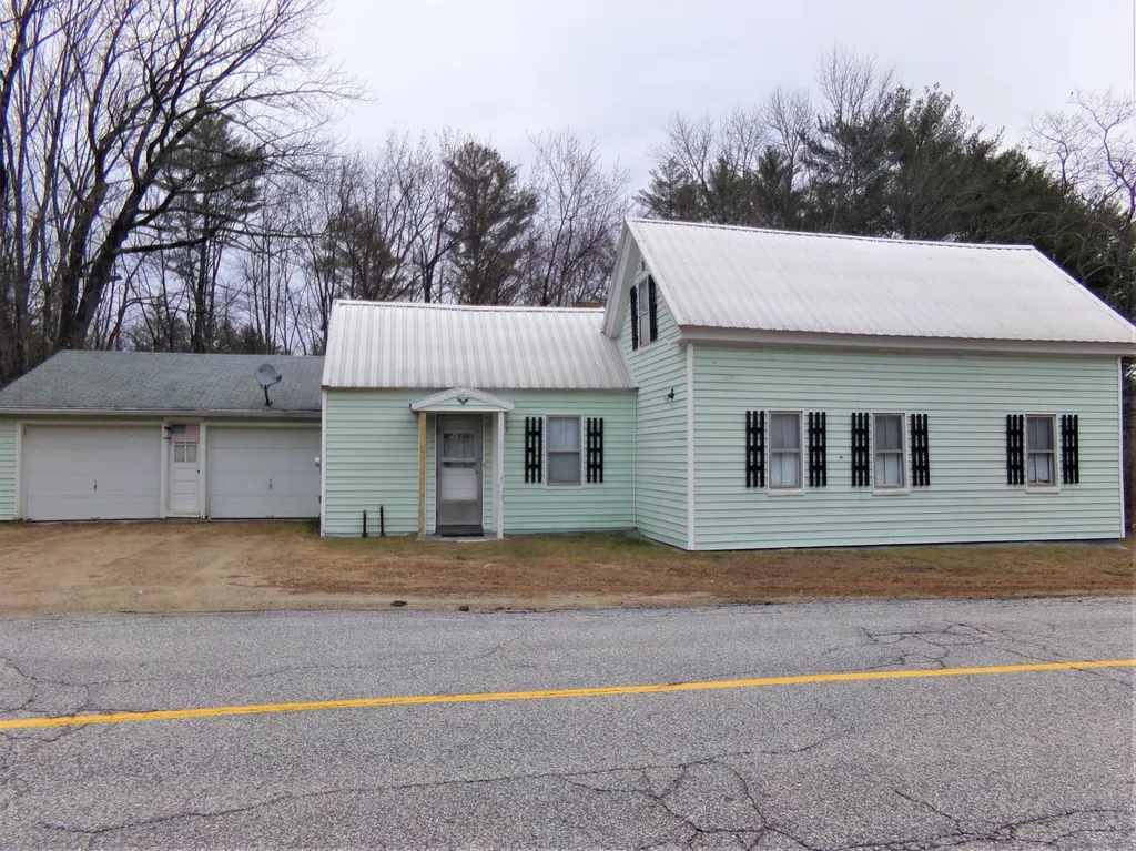 769 Gore Road Alfred ME 04002