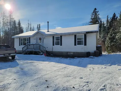 1058 Pleasant Street Blue Hill ME 04614