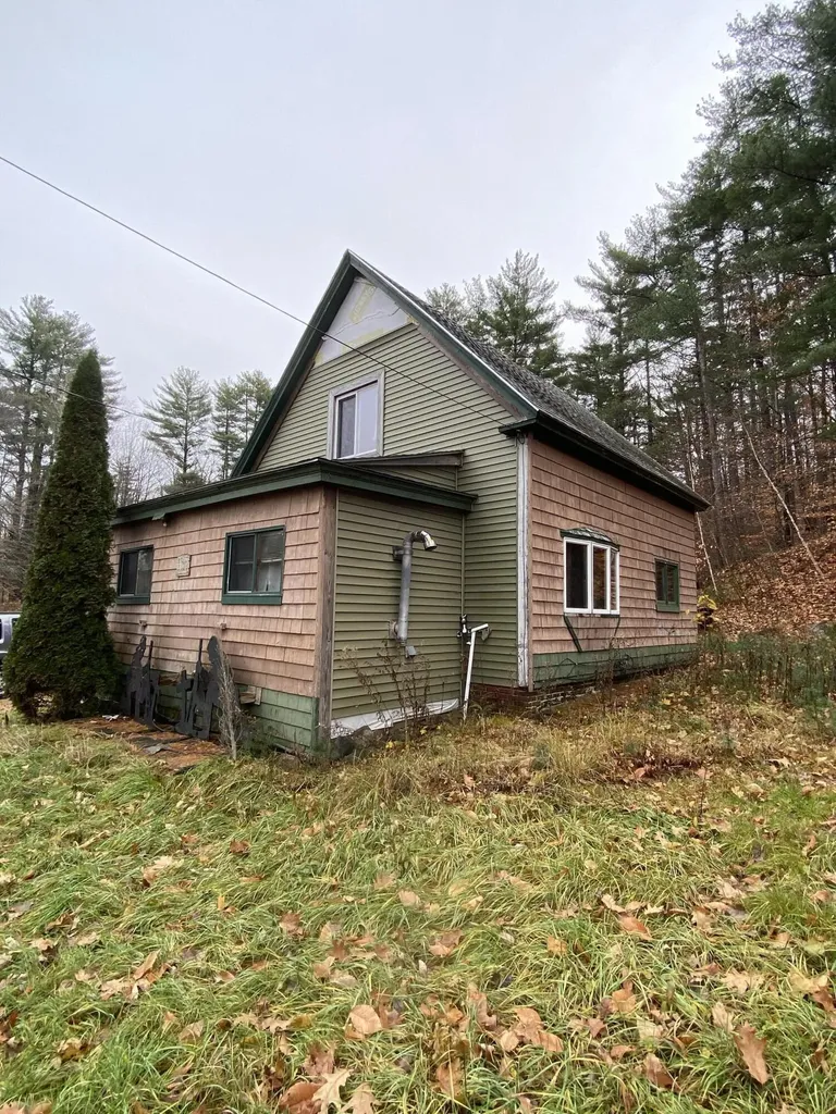 84 Champion Street Lebanon ME 04027