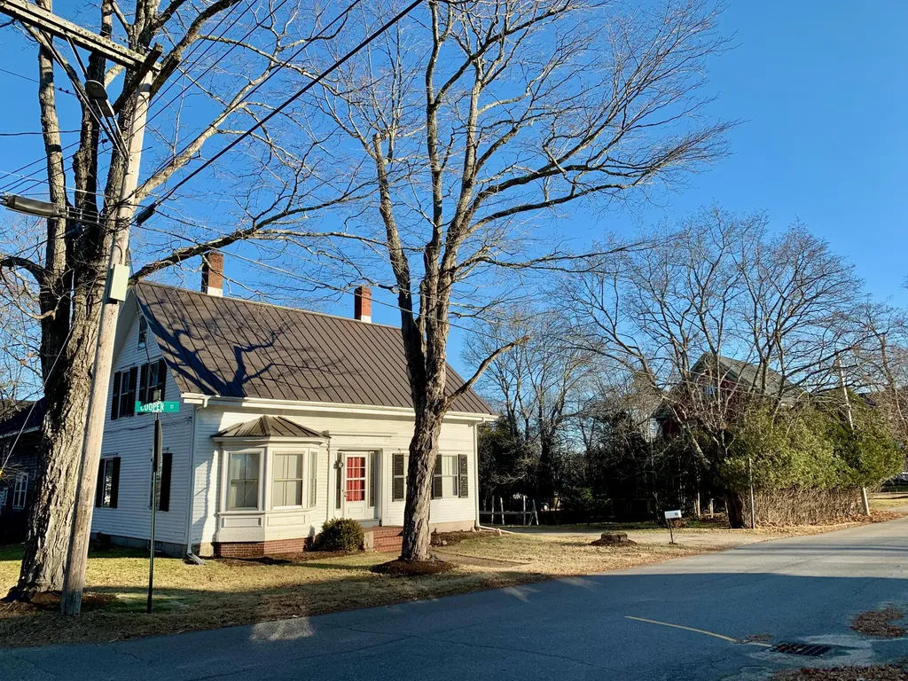 25 Cooper Street Machias ME 04654