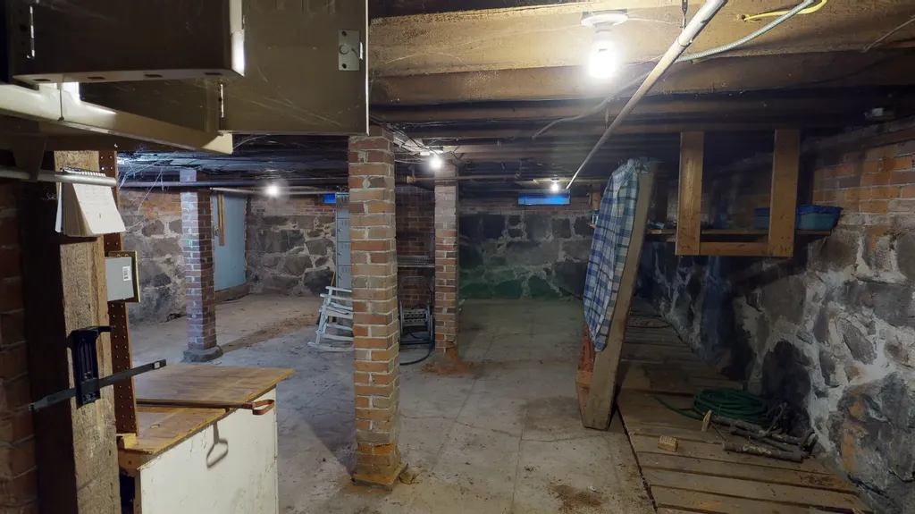 25 Cooper Street Machias ME 04654