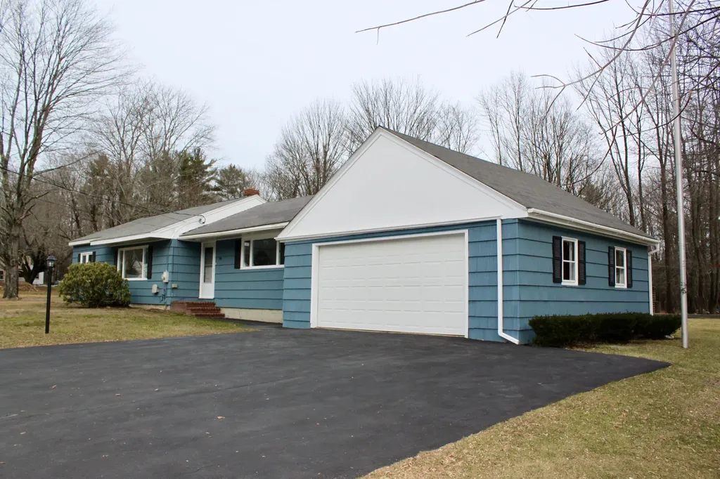 191 Duck Pond Road Westbrook ME 04092