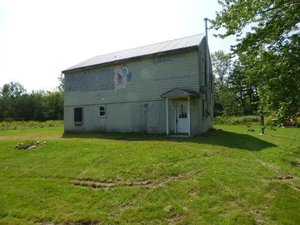 922 Kenney Road Brooks ME 04921