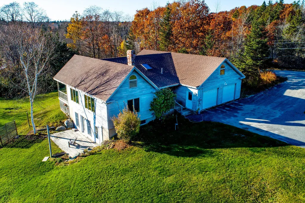 15 Sunshine Road Deer Isle ME 04627