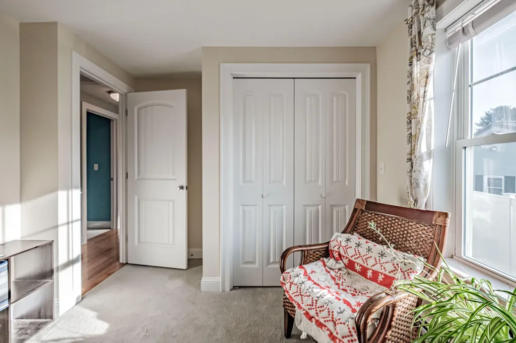 155 W Pleasant Street Westbrook ME 04092