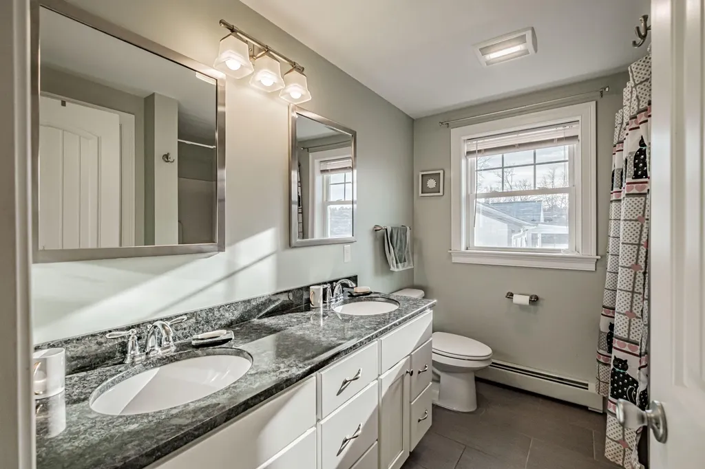 155 W Pleasant Street Westbrook ME 04092