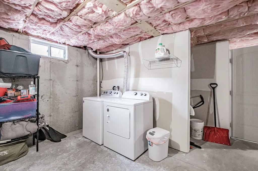 155 W Pleasant Street Westbrook ME 04092