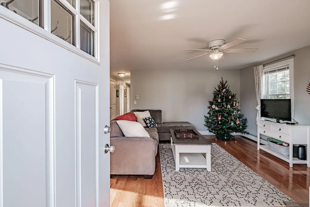155 W Pleasant Street Westbrook ME 04092