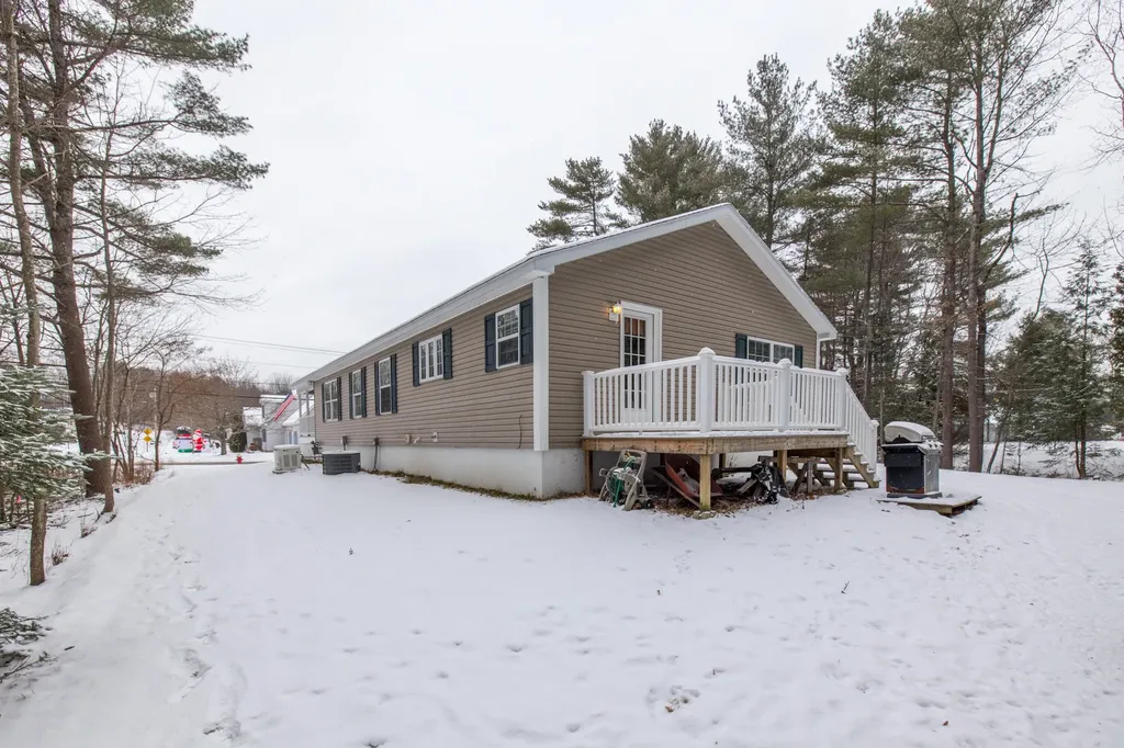 151 Pond Road Lewiston ME 04240