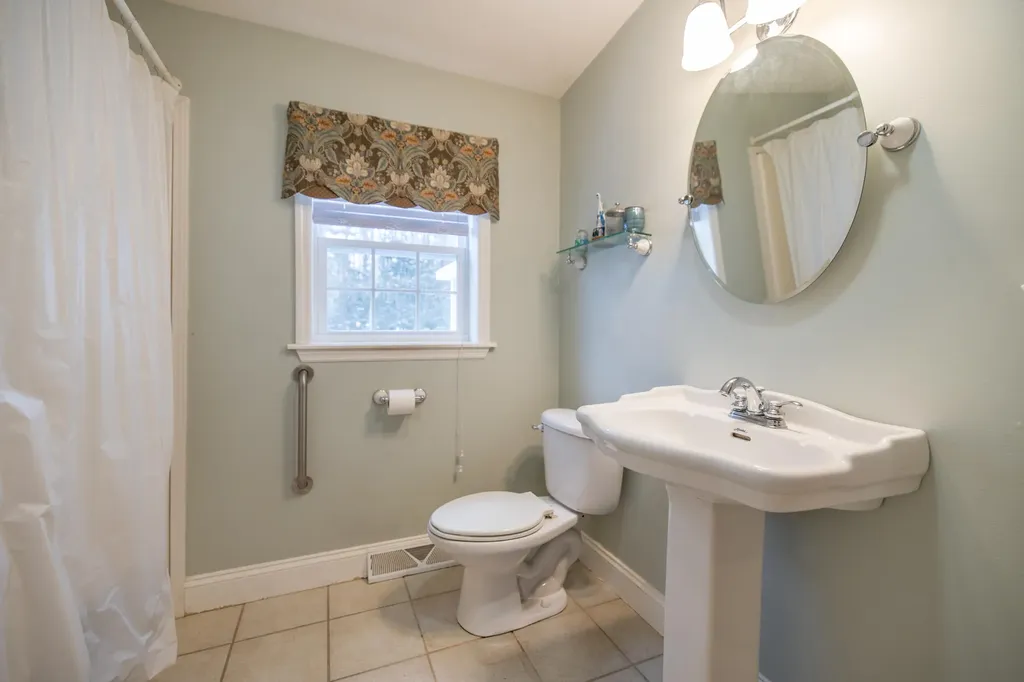 151 Pond Road Lewiston ME 04240