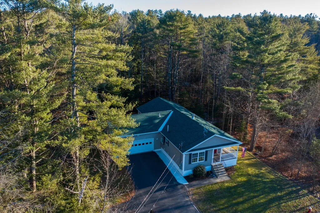 151 Pond Road Lewiston ME 04240