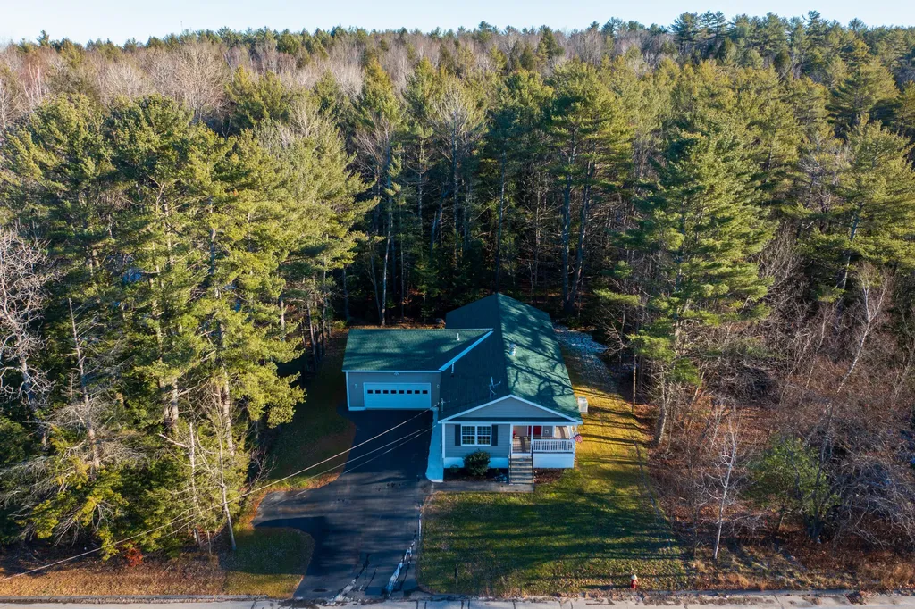 151 Pond Road Lewiston ME 04240