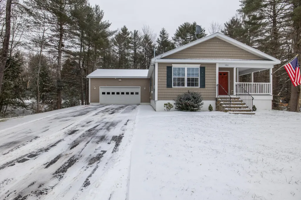 151 Pond Road Lewiston ME 04240
